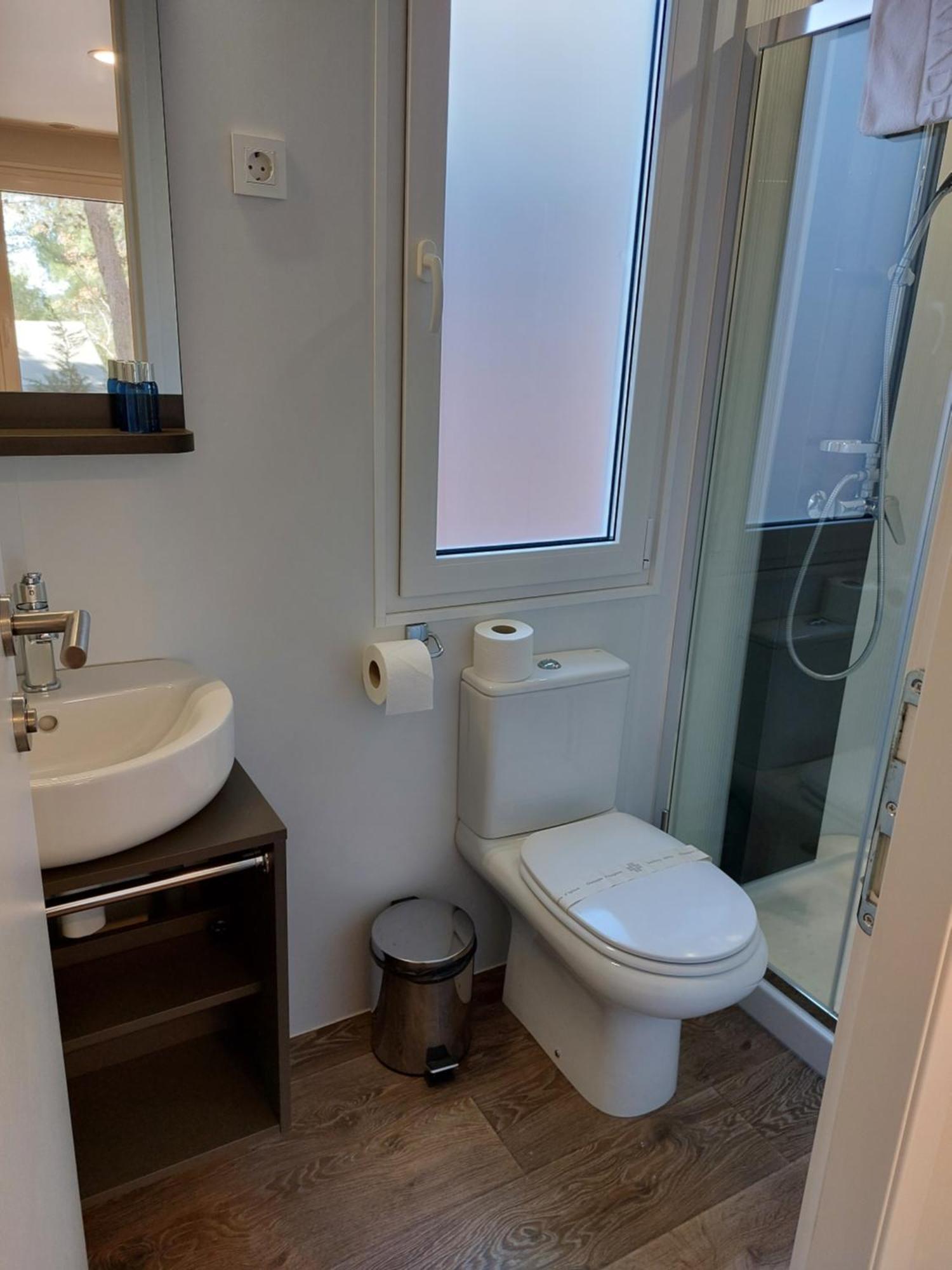 Amadria Park Deluxe Mobile Home Шибеник Екстер'єр фото